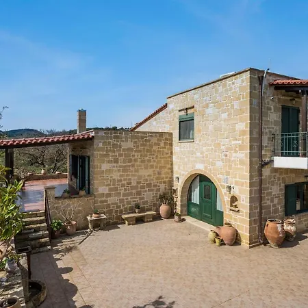 Ferienhaus Athina Traditional By Be On Holidays